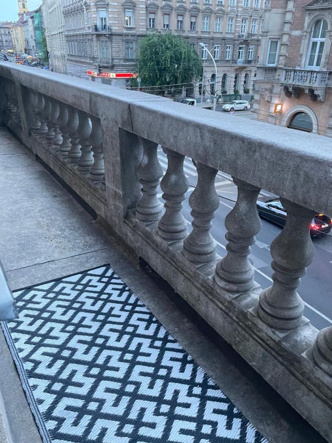 Tea Liu Apartment Budapest Esterno foto